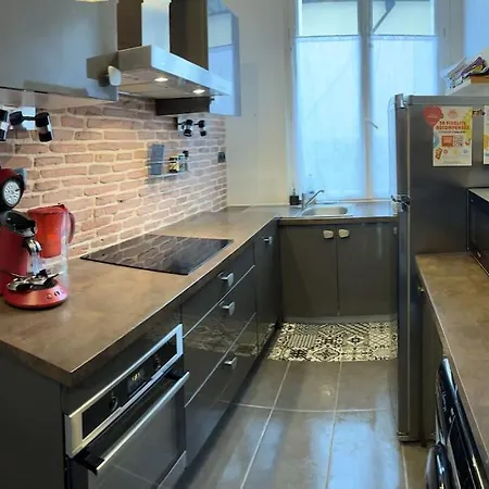 T2 Place De Verdun Appartement *