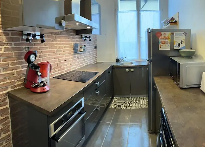 T2 Place De Verdun Apartment *