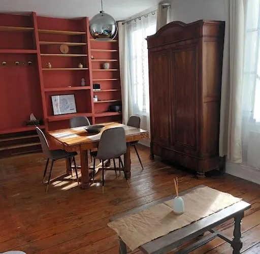 Apartment T2 Place De Verdun *